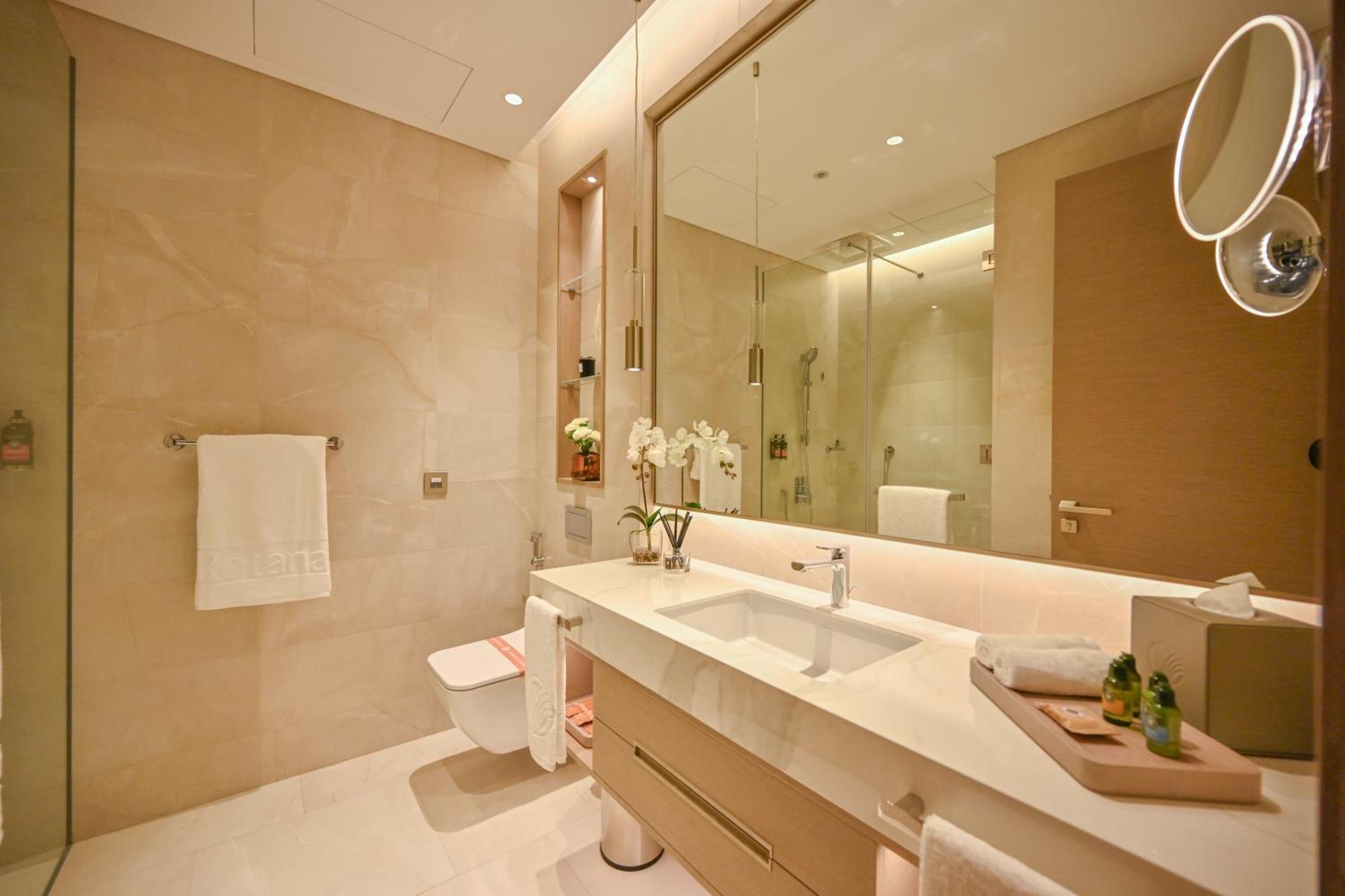Onyx Rotana Ξενοδοχείο Μανάμα Εξωτερικό φωτογραφία Bathroom